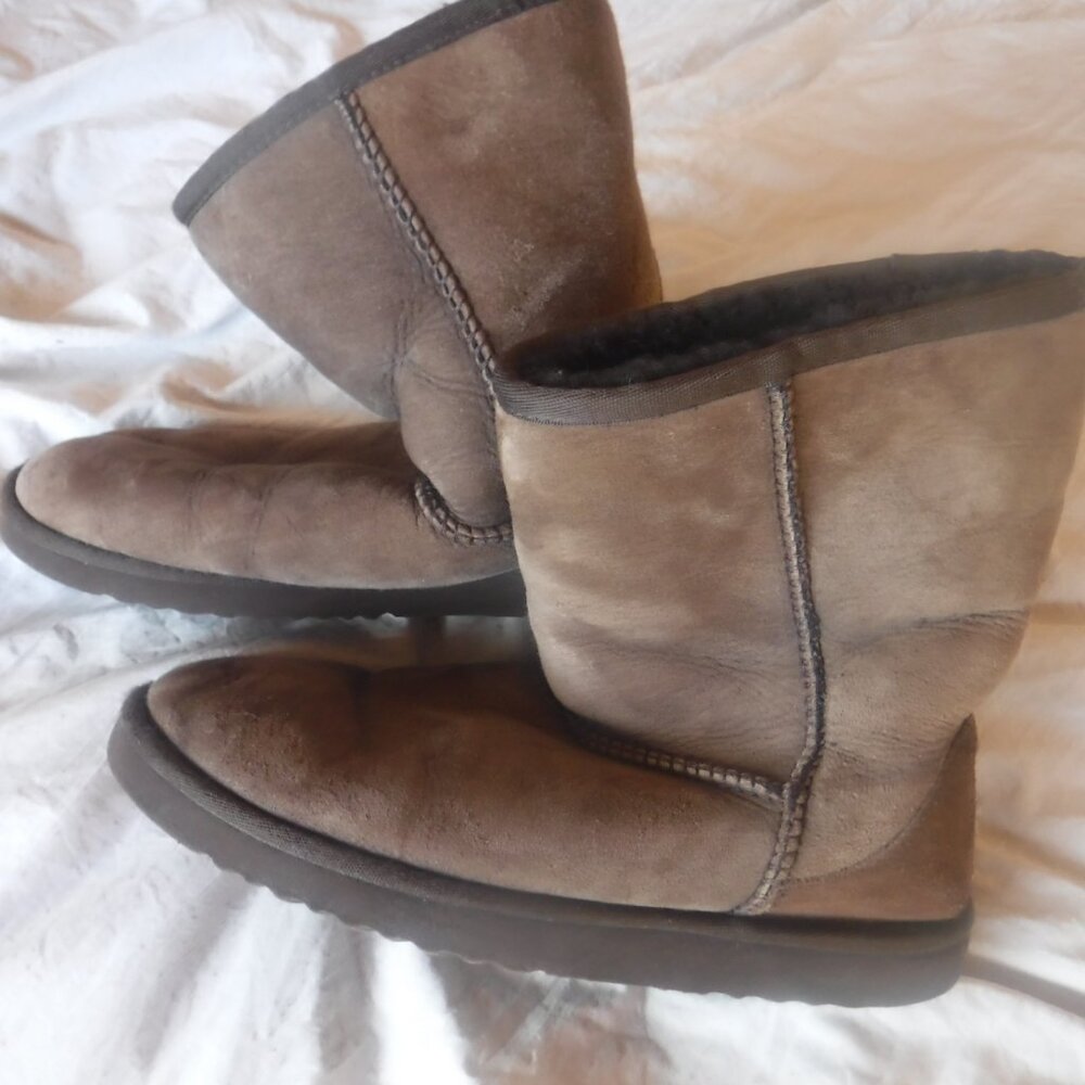 Ugg boots Womens Winter Brown Ugg Boots Size 7 - Picture 2 of 8